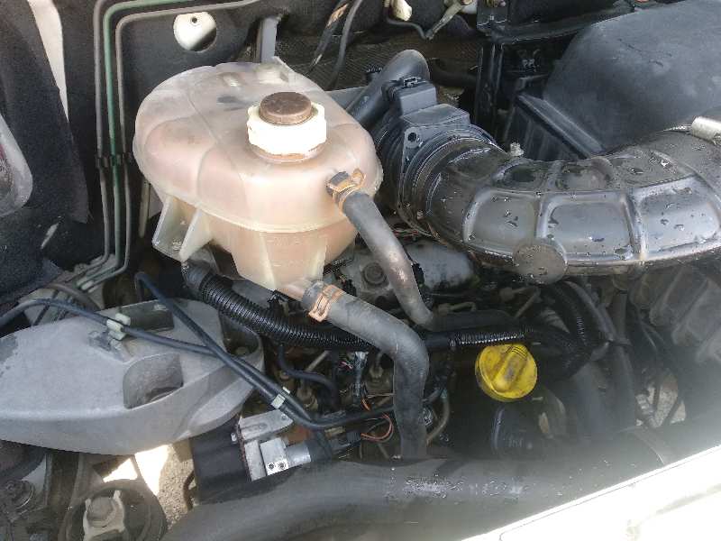 RENAULT MASTER DESDE '98 Caja cerrada, techo "Maxi"  L2H3  RS 3578 Motor 1,9 Ltr. - 58 kW Diesel foto 7