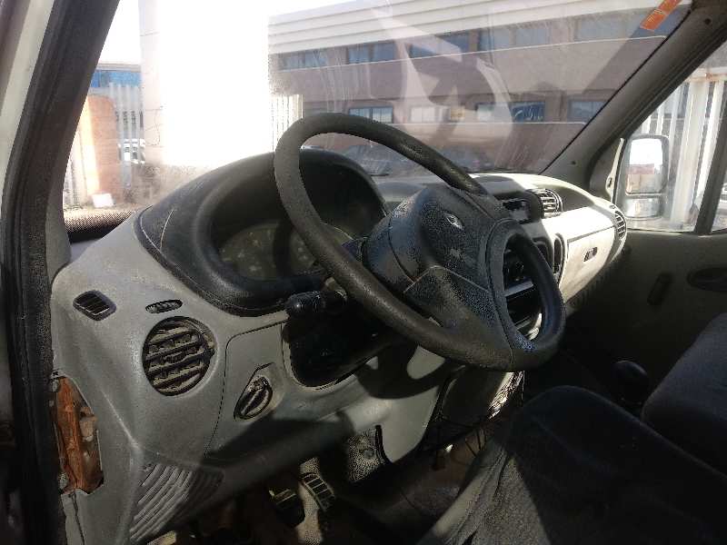 RENAULT MASTER DESDE '98 Caja cerrada, techo "Maxi"  L2H3  RS 3578 Motor 1,9 Ltr. - 58 kW Diesel foto 10