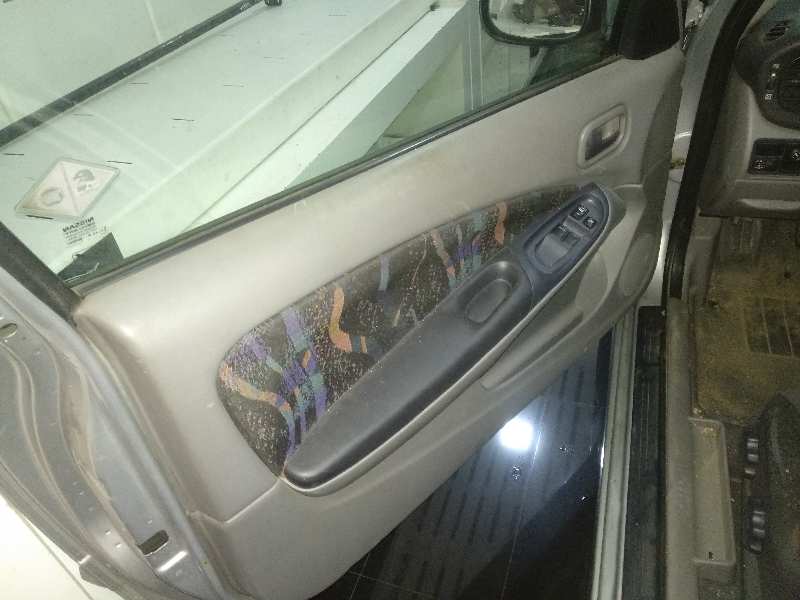 NISSAN ALMERA (N16/E) Ambience   |   0.00 - ... foto 10