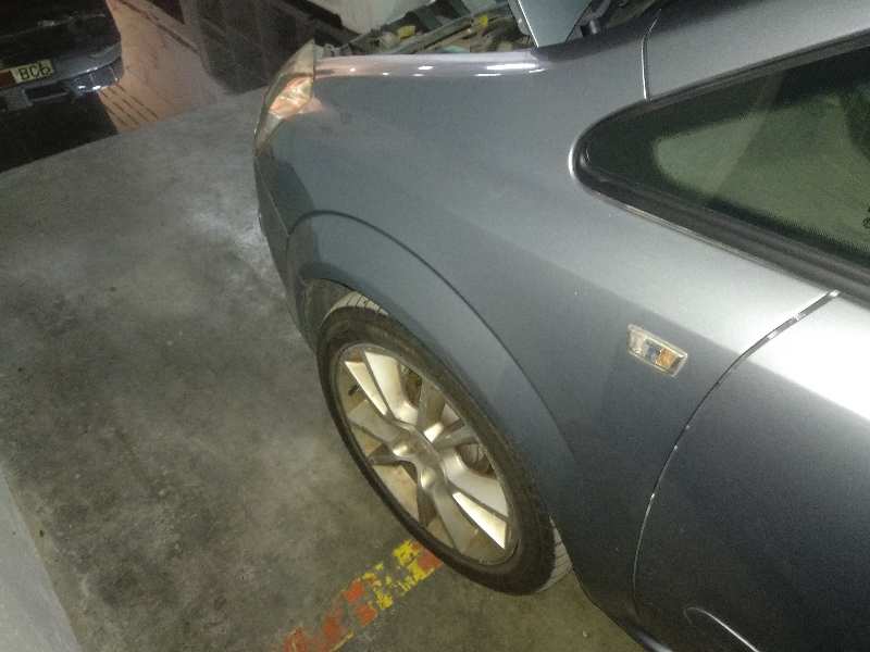 ALETA DELANTERA IZQUIERDA OPEL ZAFIRA B Cosmo   |   04.05 - 12.10
