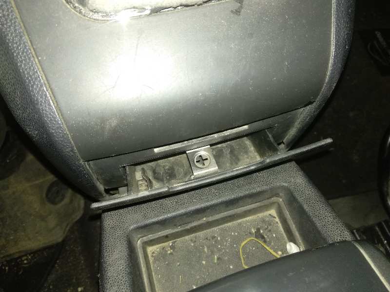 CENICERO OPEL ZAFIRA B Cosmo   |   04.05 - 12.10