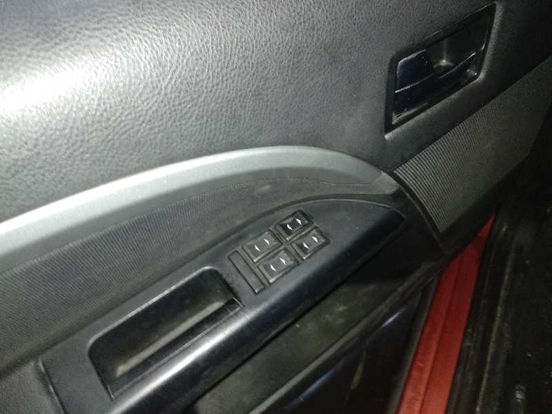 FORD MONDEO BERLINA (GE) Ambiente (06.2003->) (D)   |   06.03 - ... foto 12
