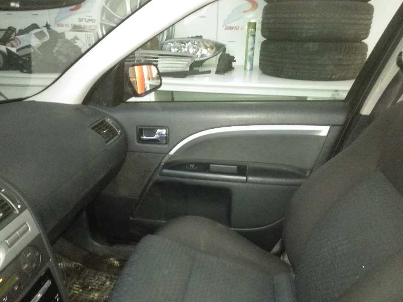 FORD MONDEO BERLINA (GE) Ambiente (06.2003->) (D)   |   06.03 - ...