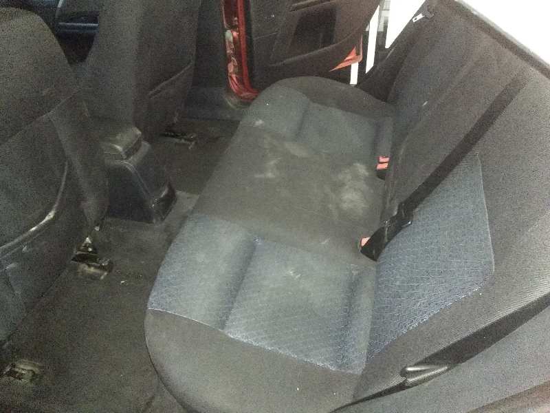 FORD MONDEO BERLINA (GE) Ambiente (06.2003->) (D)   |   06.03 - ...