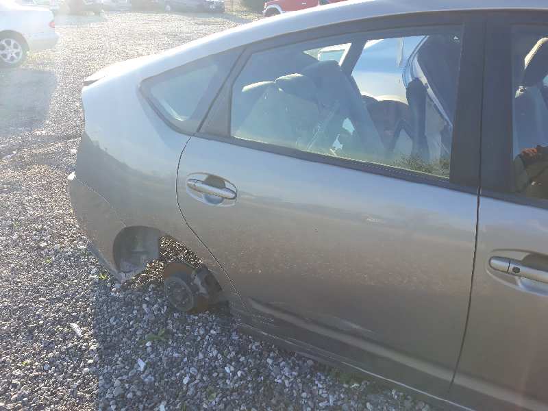 PUERTA TRASERA DERECHA TOYOTA PRIUS (NHW20) *   |   0.04 - 0.09