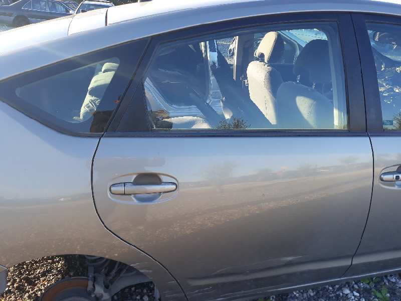 PUERTA TRASERA DERECHA TOYOTA PRIUS (NHW20) *   |   0.04 - 0.09