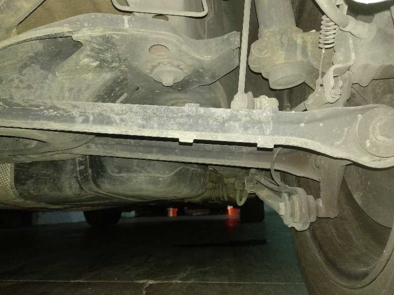 BRAZO SUSPENSION INFERIOR TRASERO DERECHO FORD MONDEO BERLINA (GE) Ambiente (06.2003->) (D)   |   06.03 - ...
