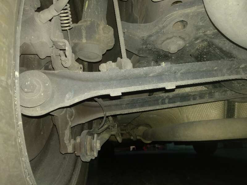 BRAZO SUSPENSION INFERIOR TRASERO IZQUIERDO FORD MONDEO BERLINA (GE) Ambiente (06.2003->) (D)   |   06.03 - ...