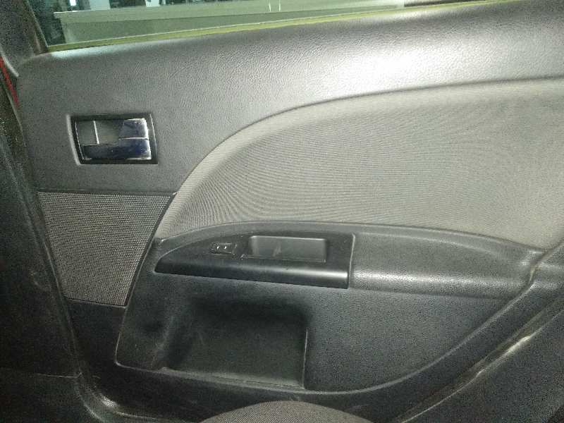 MANDO ELEVALUNAS TRASERO DERECHO FORD MONDEO BERLINA (GE) Ambiente (06.2003->) (D)   |   06.03 - ...