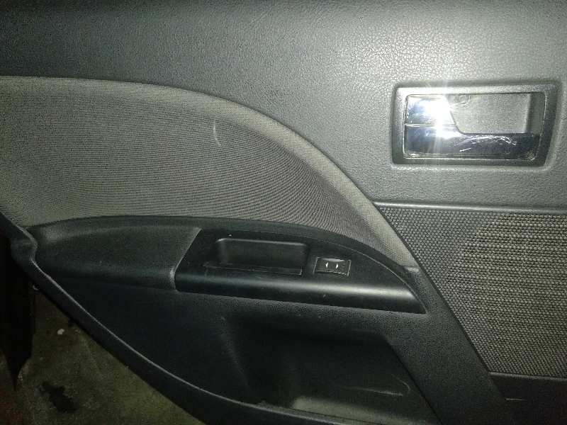 MANDO ELEVALUNAS TRASERO IZQUIERDO FORD MONDEO BERLINA (GE) Ambiente (06.2003->) (D)   |   06.03 - ...