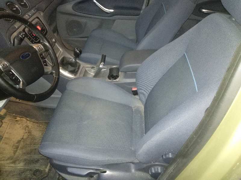 FORD S-MAX (CA1) Limited Edition   |   01.12 - 12.16 foto 11