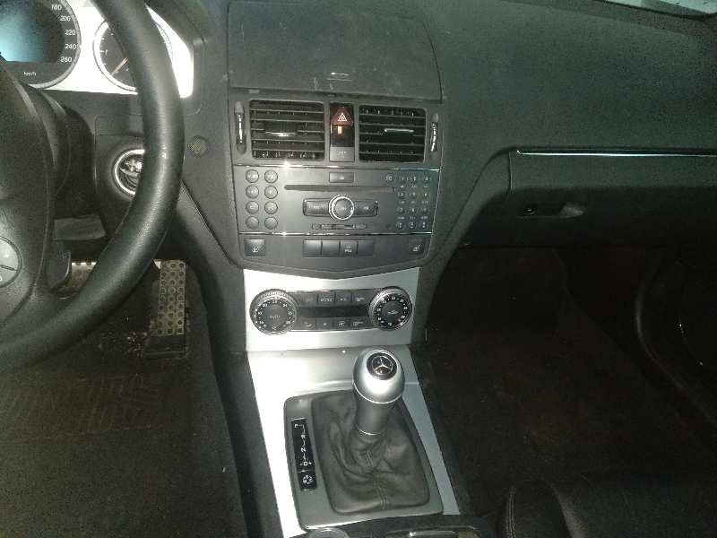 MERCEDES CLASE C (W204) LIM. C 300 CDI 4-Matic BlueEfficiency (204.092)   |   01.11 - 12.14