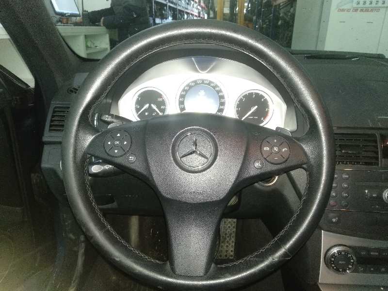 MERCEDES CLASE C (W204) LIM. C 300 CDI 4-Matic BlueEfficiency (204.092)   |   01.11 - 12.14