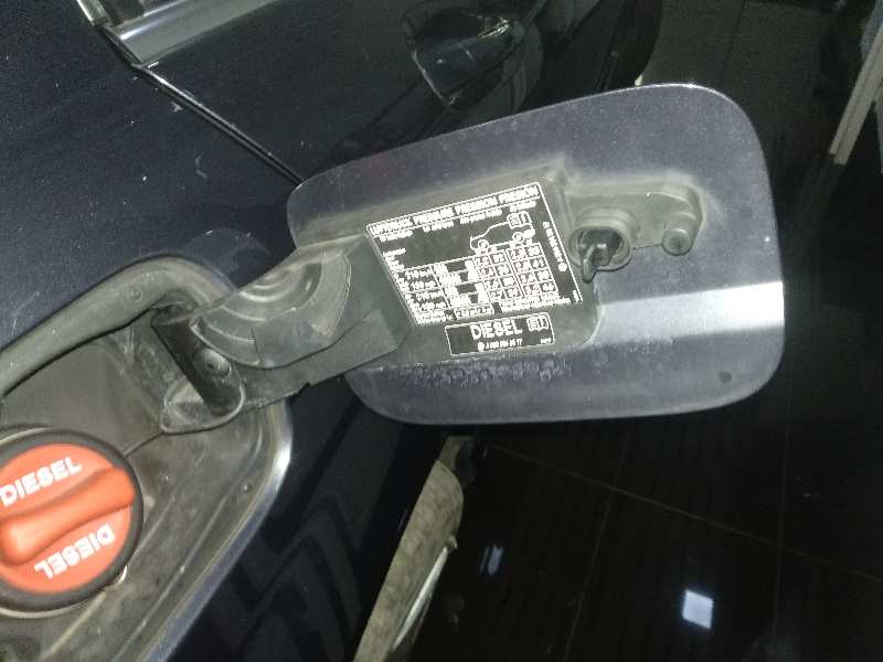 TAPA EXTERIOR COMBUSTIBLE MERCEDES CLASE C (W204) LIM. C 300 CDI 4-Matic BlueEfficiency (204.092)   |   01.11 - 12.14