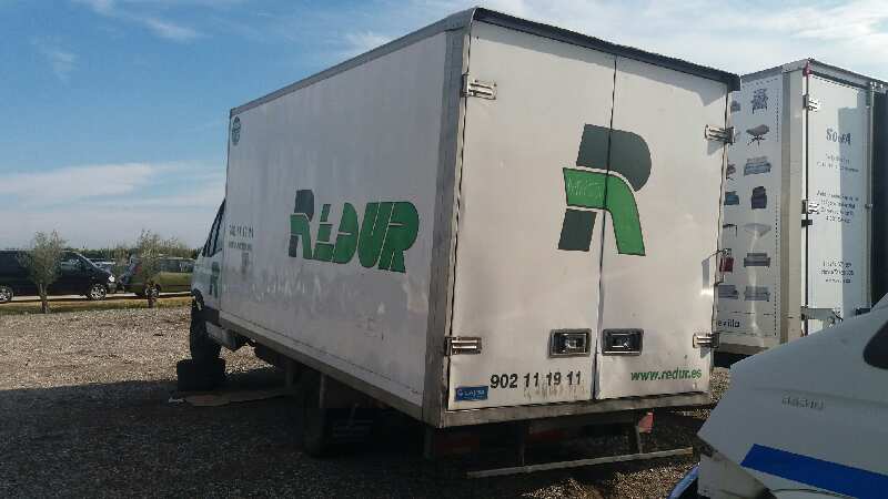 IVECO DAILY CAJA ABIERTA Cabina doble 40 C ... batalla 3450 Motor 3,0 Ltr. - 107 kW Diesel