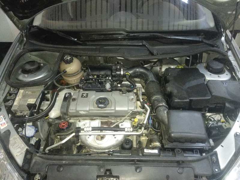 PEUGEOT 206 BERLINA XS-Line Motor 1,4 Ltr. - 55 kW foto 6
