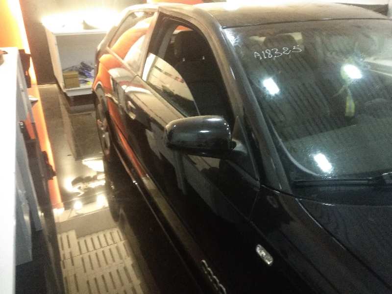 AUDI A3 (8P) 2.0 TDI Ambiente Quattro   |   05.03 - 12.08 foto 5