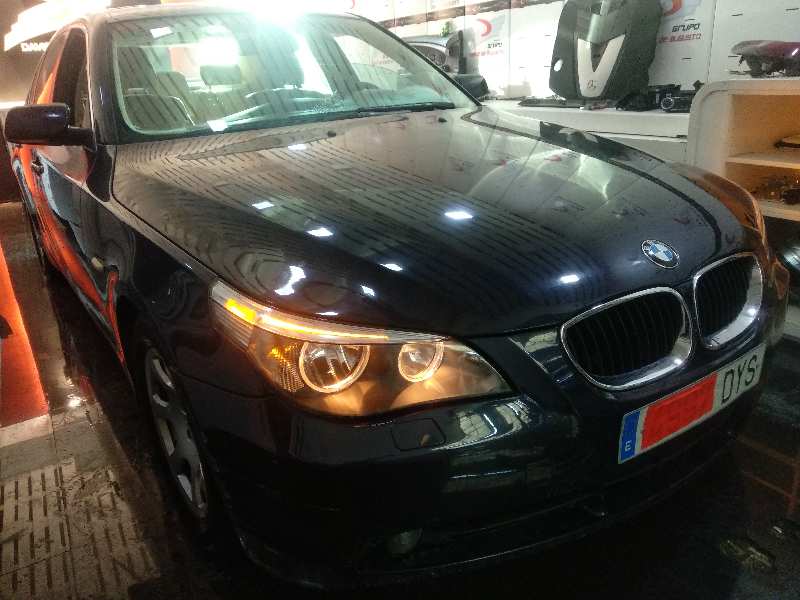 BMW SERIE 5 BERLINA (E60) 520d   |   09.05 - 12.07 foto 3