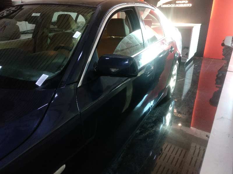 BMW SERIE 5 BERLINA (E60) 520d   |   09.05 - 12.07 foto 4