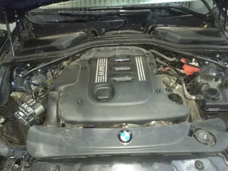 BMW SERIE 5 BERLINA (E60) 520d   |   09.05 - 12.07 foto 7
