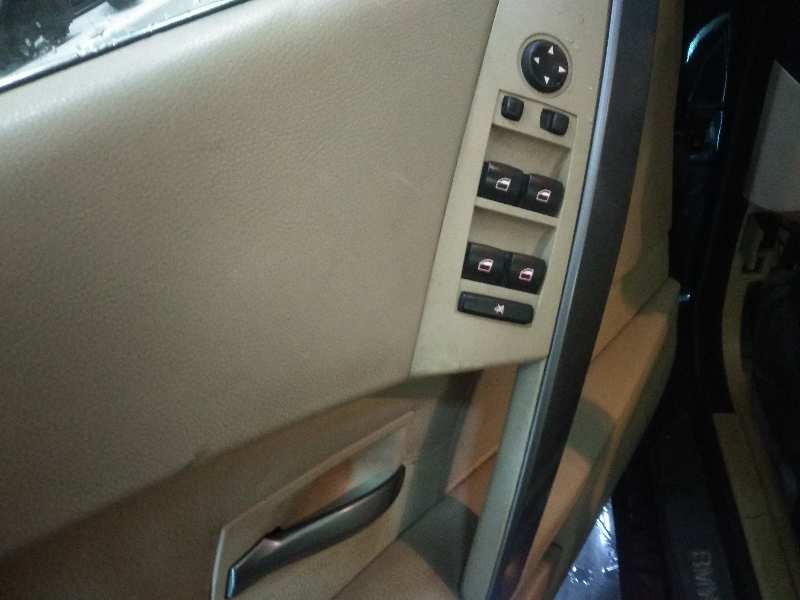 BMW SERIE 5 BERLINA (E60) 520d   |   09.05 - 12.07 foto 12