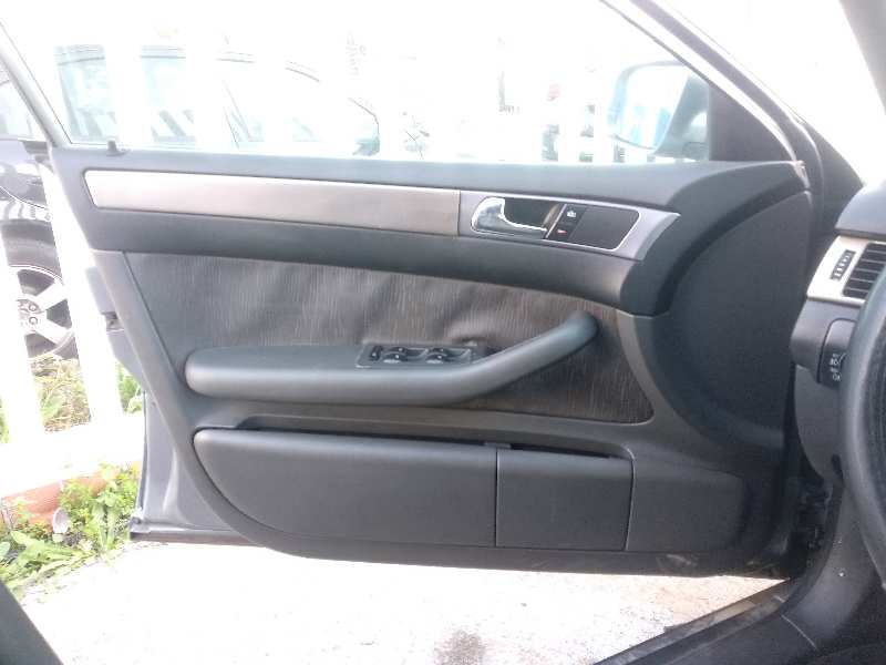 AUDI A6 AVANT (4B5) 2.5 TDI   |   06.01 - 12.01 foto 6