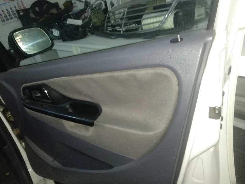 SEAT CORDOBA BERLINA (6K2) Sport Motor 1,9 Ltr. - 66 kW TDI foto 11