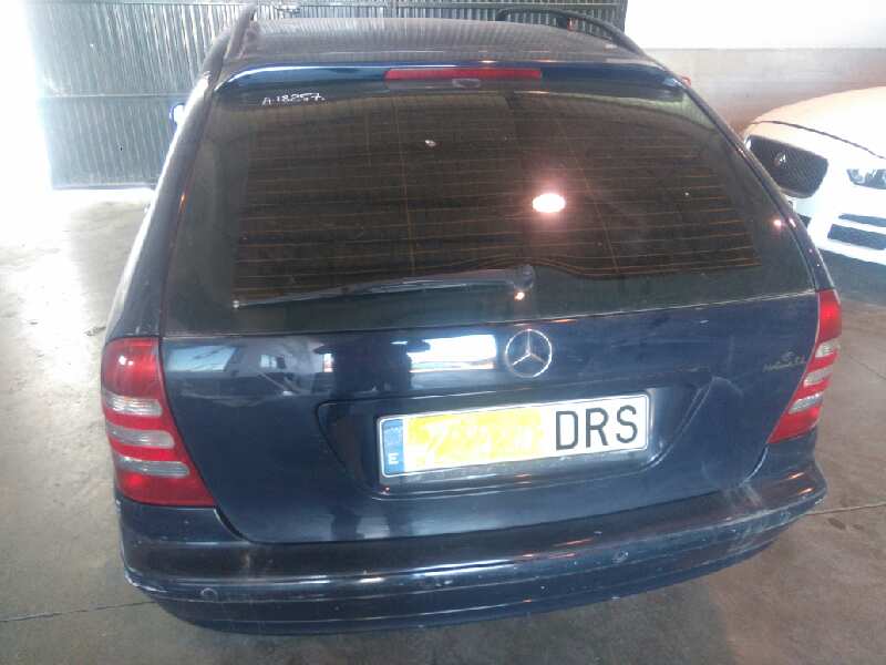 MERCEDES CLASE C (W203) FAMILIAR C 270 T CDI (203.216)   |   01.01 - 12.05 foto 2