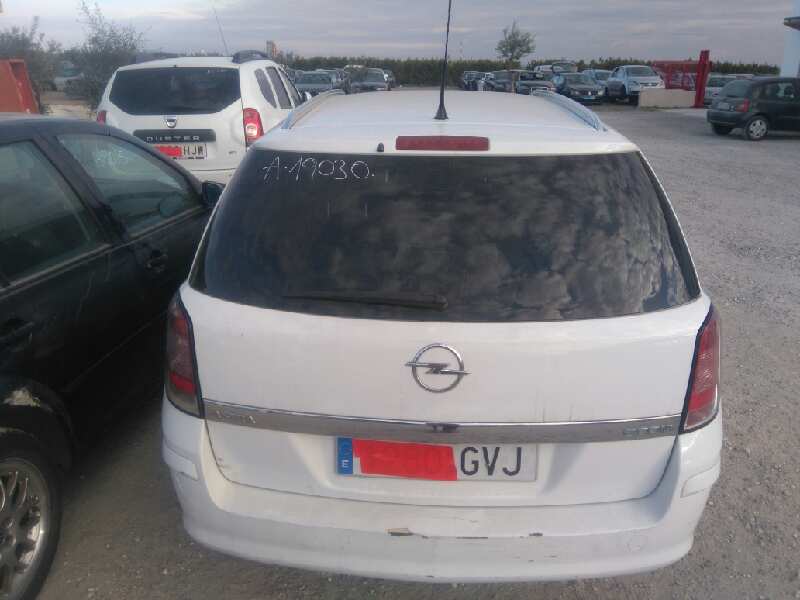 OPEL ASTRA H CARAVAN Cosmo   |   04.07 - ... foto 2