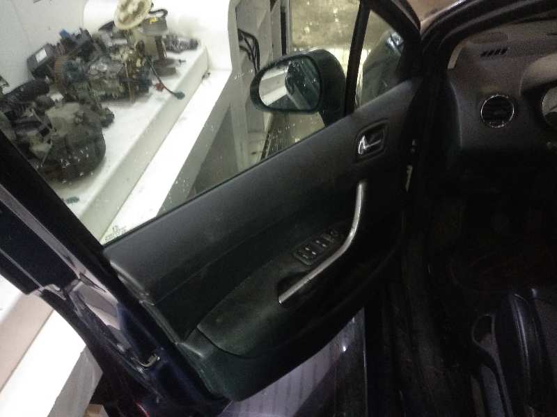 PEUGEOT 308 Confort   |   0.07 - ... foto 5
