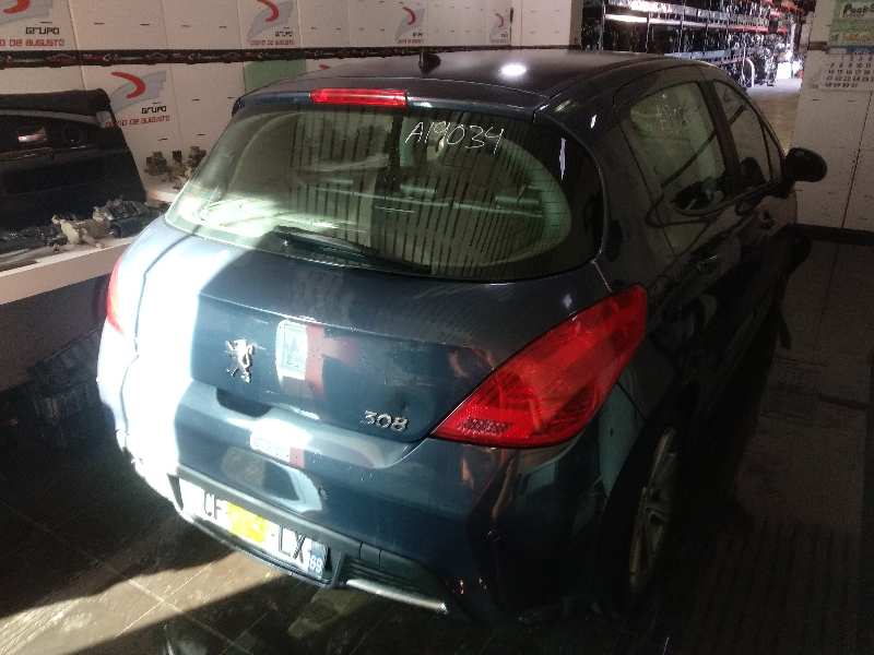 PEUGEOT 308 Confort   |   0.07 - ... foto 10