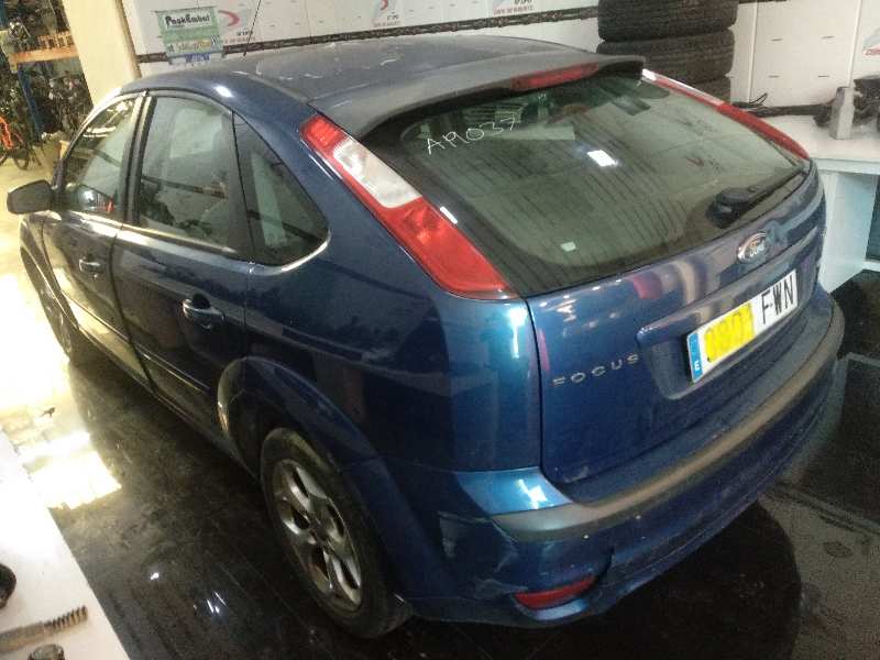 FORD FOCUS BERLINA (CAP) Ambiente (D) Motor 1,6 Ltr. - 66 kW TDCi CAT foto 12