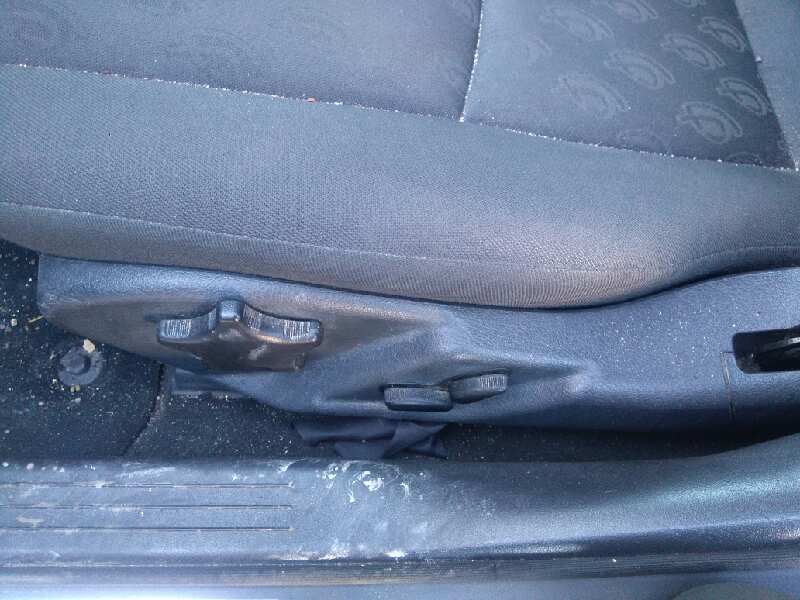 ASIENTO DELANTERO IZQUIERDO MERCEDES CLASE C (W203) FAMILIAR C 270 T CDI (203.216)   |   01.01 - 12.05