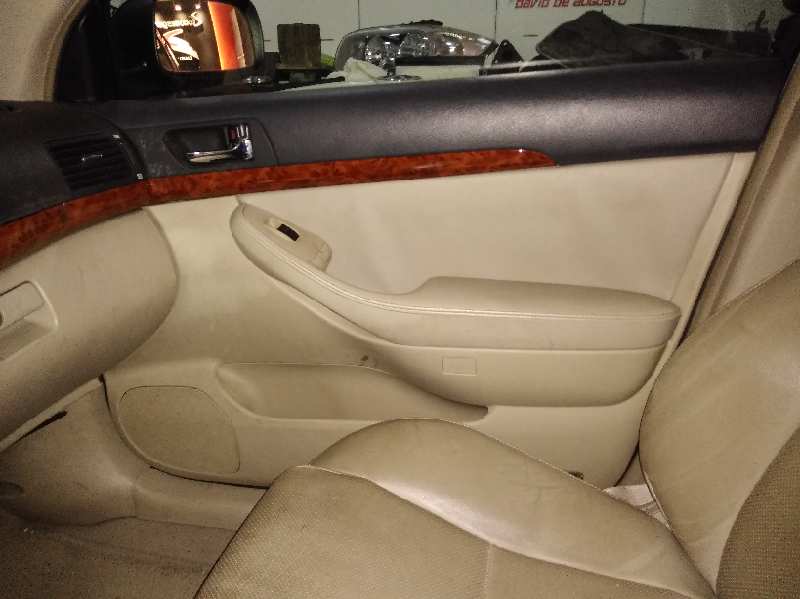 TOYOTA AVENSIS BERLINA (T25) 2.0 D4-D Executive Berlina (5-ptas.)   |   0.03 - ... foto 10