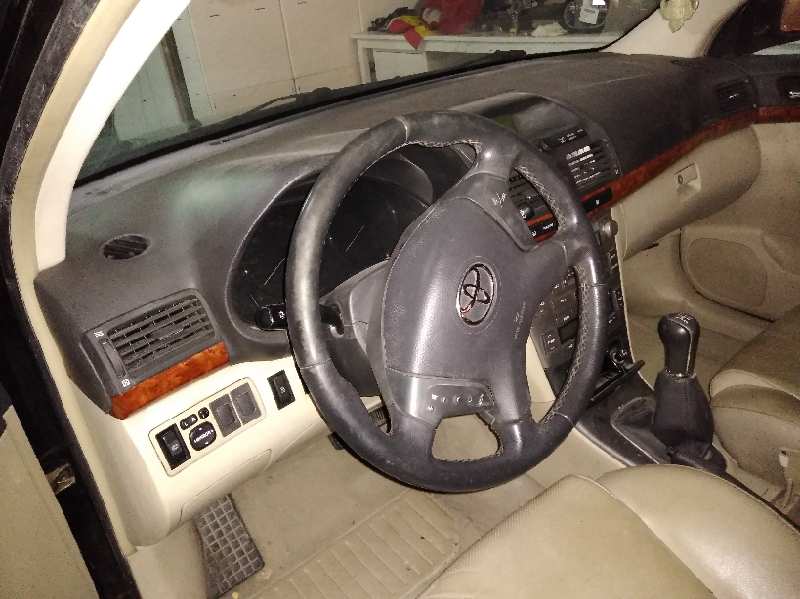 TOYOTA AVENSIS BERLINA (T25) 2.0 D4-D Executive Berlina (5-ptas.)   |   0.03 - ... foto 11