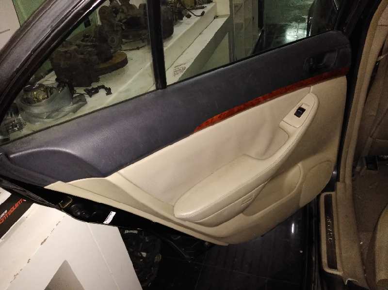 TOYOTA AVENSIS BERLINA (T25) 2.0 D4-D Executive Berlina (5-ptas.)   |   0.03 - ...