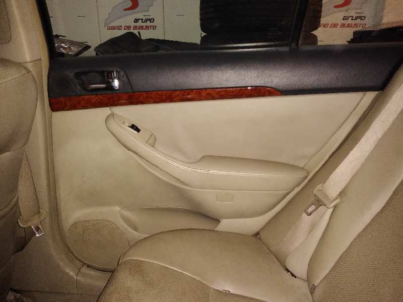TOYOTA AVENSIS BERLINA (T25) 2.0 D4-D Executive Berlina (5-ptas.)   |   0.03 - ...