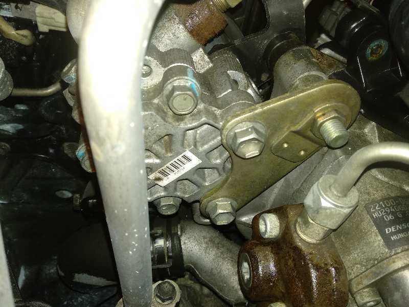 BOMBA DIRECCION TOYOTA AVENSIS BERLINA (T25) 2.0 D4-D Executive Berlina (5-ptas.)   |   0.03 - ...