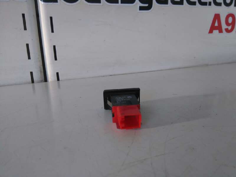 INTERRUPTOR PDC AUDI A8 (D2) 2.5 TDI
