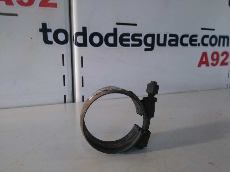 ABRAZADERA ESCAPE