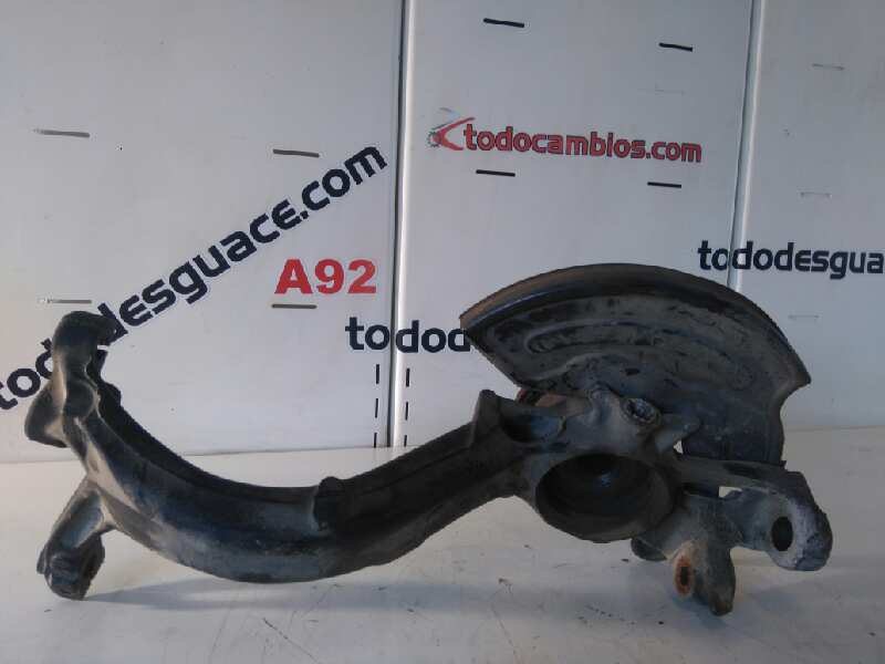 MANGUETA DELANTERA IZQUIERDA VOLKSWAGEN PASSAT BERLINA (3B3) Advance