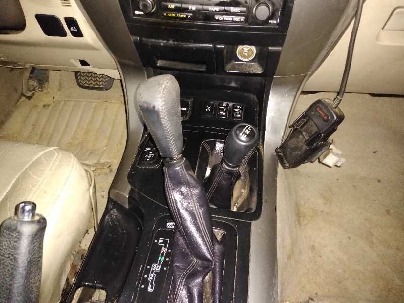 TOYOTA LAND CRUISER (J12) * foto 12