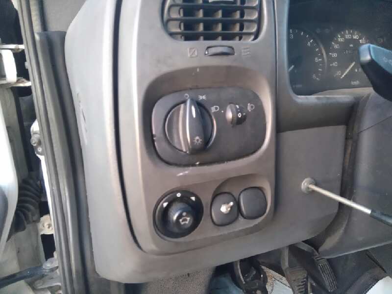 FORD TRANSIT MOD.2000 CAJA ABIERTA FT  350   2.4  largo Motor 2,4 Ltr. - 88 kW TDE CAT foto 11