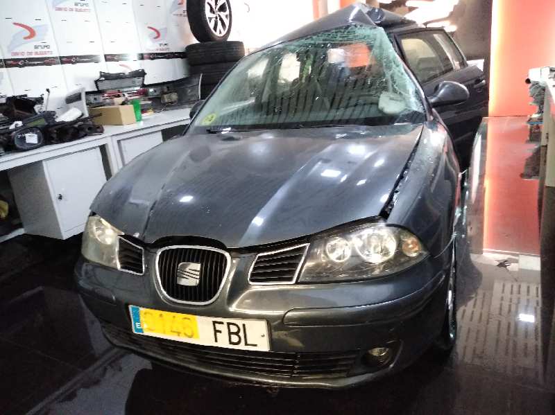 SEAT CORDOBA BERLINA (6L2) Fresh Motor 1,9 Ltr. - 74 kW TDI foto 2