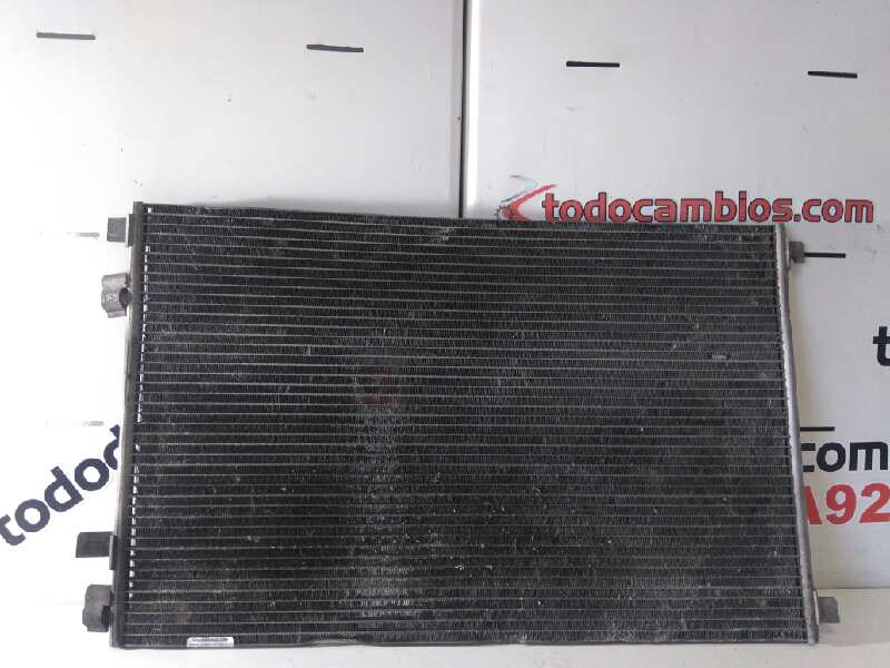 CONDENSADOR / RADIADOR  AIRE ACONDICIONADO RENAULT MEGANE II BERLINA 5P Authentique