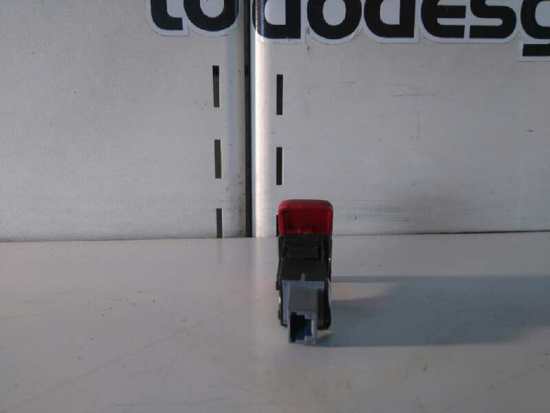 INTERRUPTOR WARNING foto 2