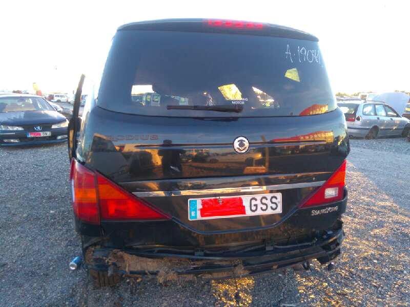 SSANGYONG RODIUS Xdi Motor 2,7 Ltr. - 120 kW Turbodiesel CAT foto 2
