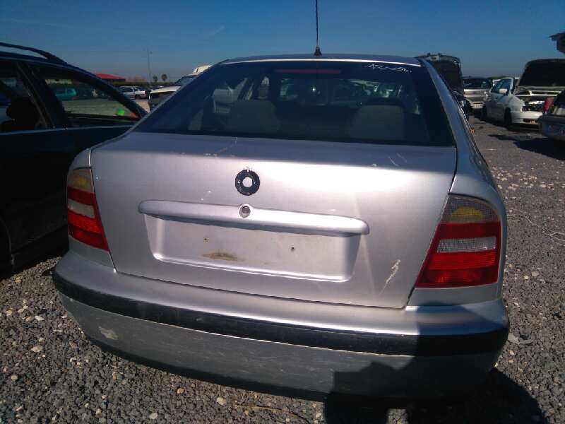 SKODA OCTAVIA BERLINA (1U2) 1.9 TDI Motor 1,9 Ltr. - 66 kW TDI