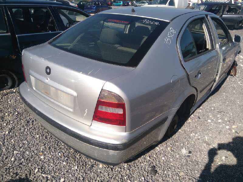 SKODA OCTAVIA BERLINA (1U2) 1.9 TDI Motor 1,9 Ltr. - 66 kW TDI