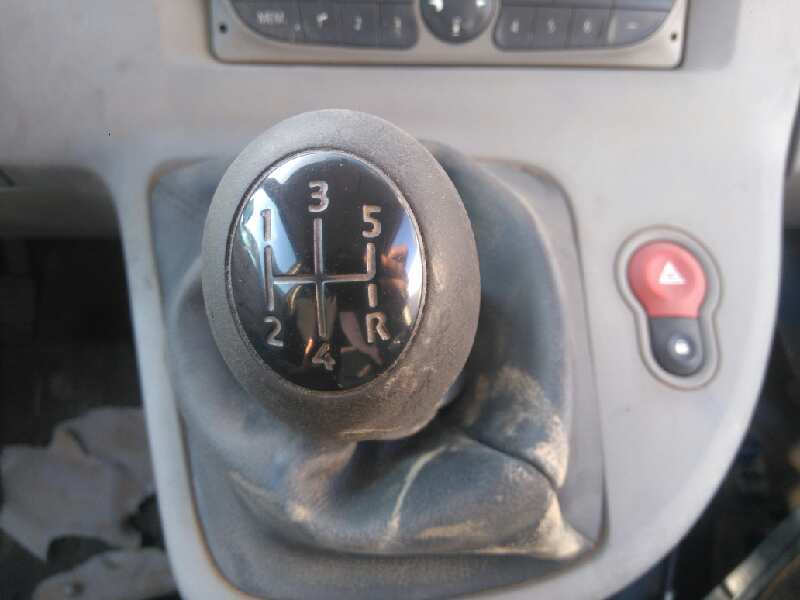 RENAULT KANGOO Furgón Confort Motor 1,5 Ltr. - 50 kW dCi Diesel foto 8